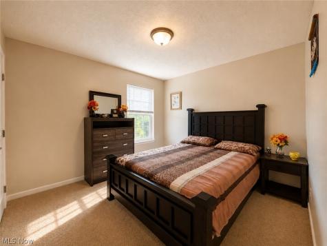 867 Starr Ridge Street SE Massillon OH 44646