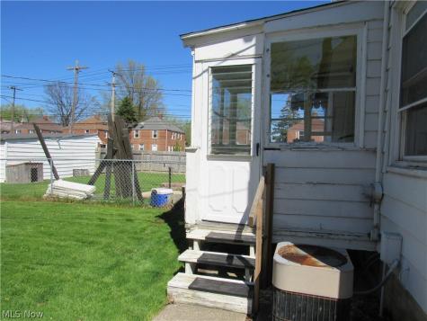22131 S Lakeshore Drive Euclid OH 44123