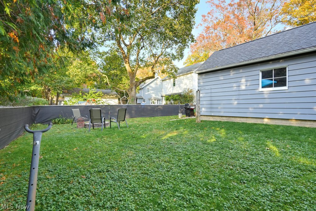 1499 W Sunset View Drive Akron OH 44320