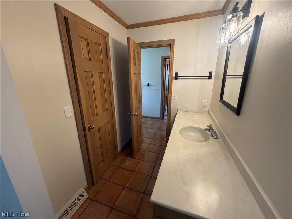 7750 W Calla Road Canfield OH 44406