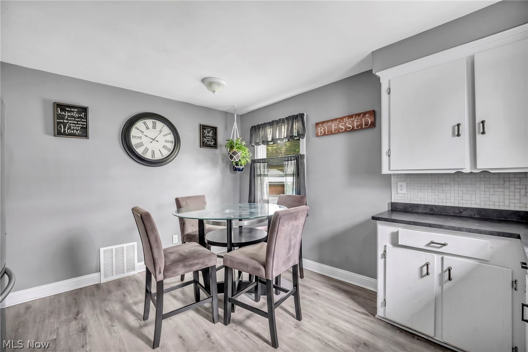 15805 Grant Avenue Maple Heights OH 44137