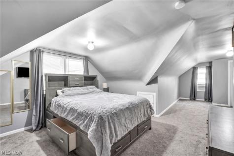 15805 Grant Avenue Maple Heights OH 44137