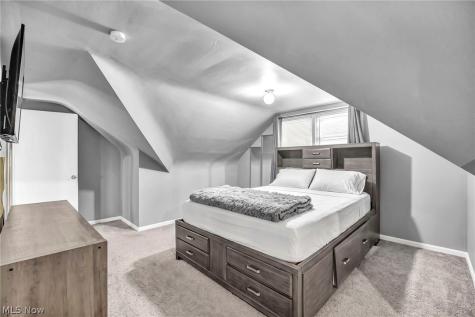 15805 Grant Avenue Maple Heights OH 44137