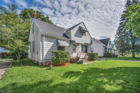 15805 Grant Avenue Maple Heights OH 44137