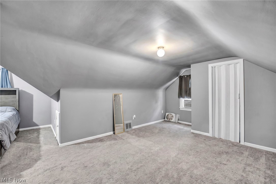 15805 Grant Avenue Maple Heights OH 44137