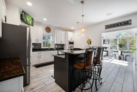 2510 Ridge Road Hinckley OH 44233