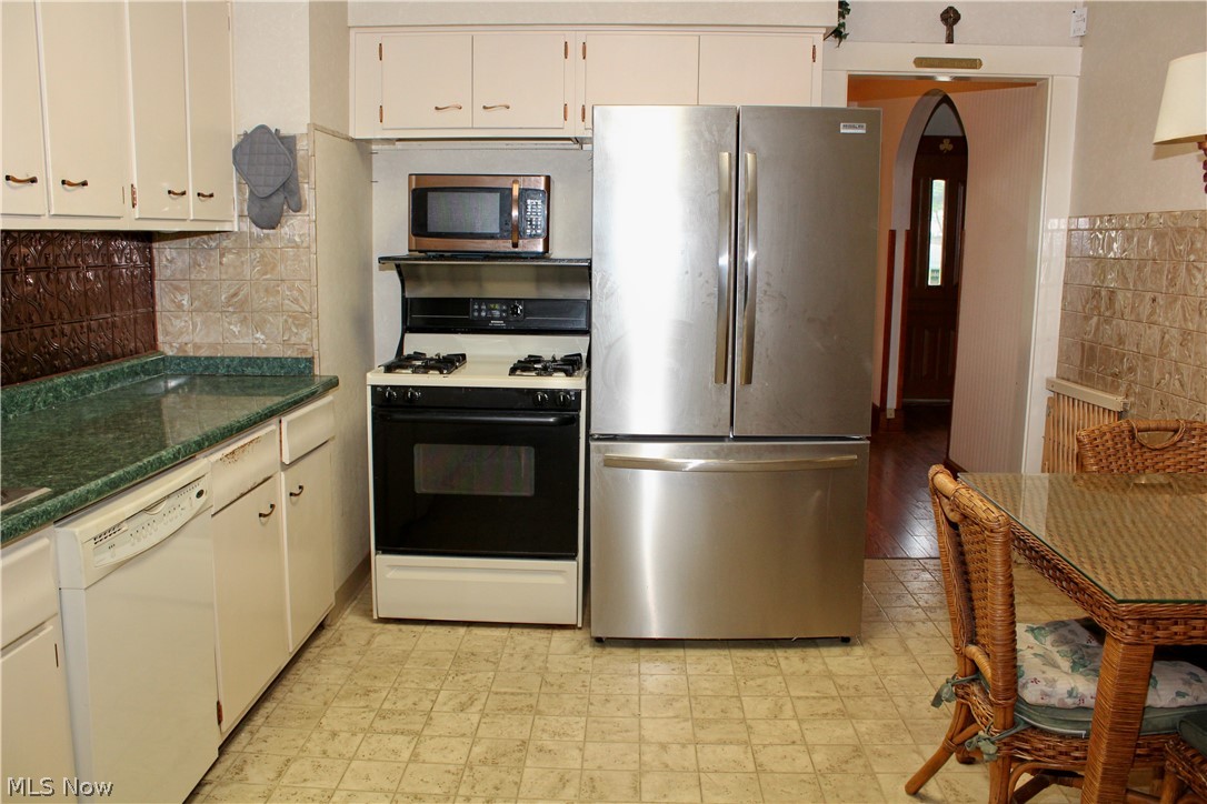323 S Hazelwood Avenue Youngstown OH 44509