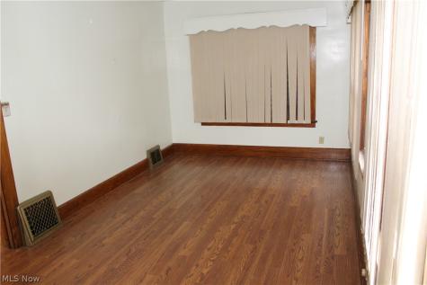 323 S Hazelwood Avenue Youngstown OH 44509