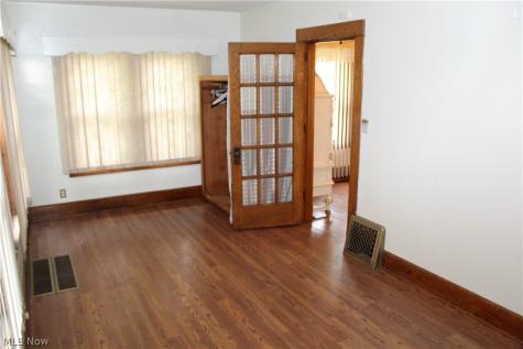 323 S Hazelwood Avenue Youngstown OH 44509