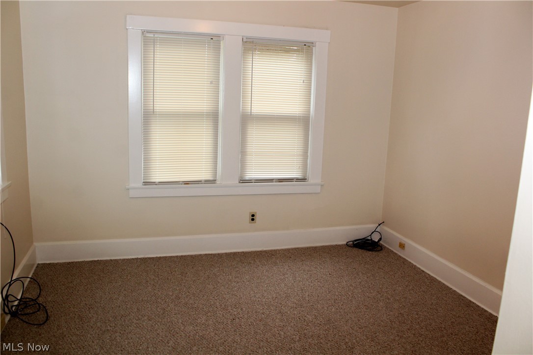 323 S Hazelwood Avenue Youngstown OH 44509