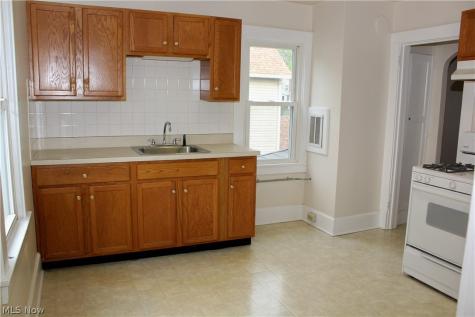 323 S Hazelwood Avenue Youngstown OH 44509
