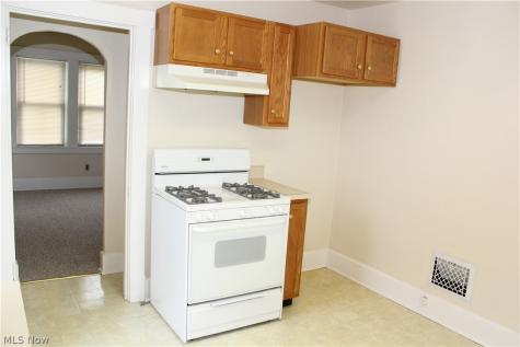 323 S Hazelwood Avenue Youngstown OH 44509