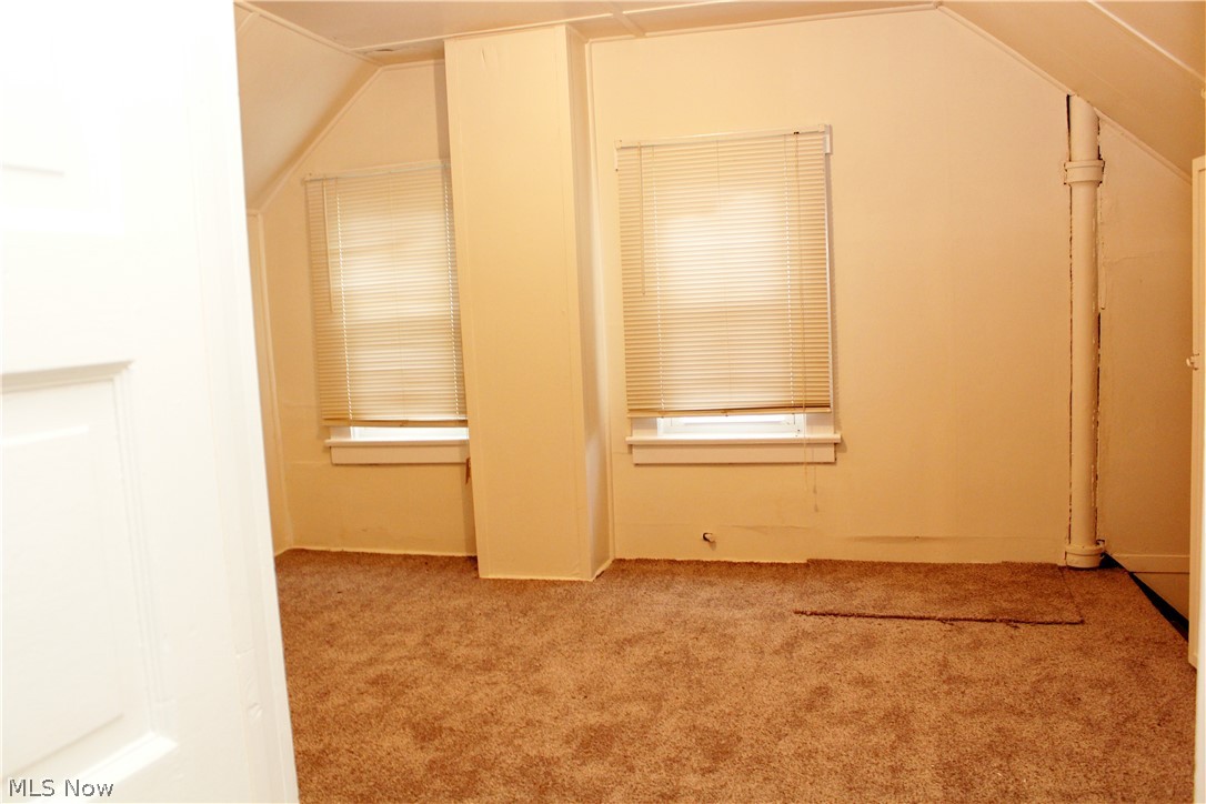 323 S Hazelwood Avenue Youngstown OH 44509