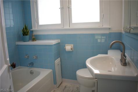 428 Kline Avenue Akron OH 44305