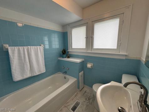 428 Kline Avenue Akron OH 44305