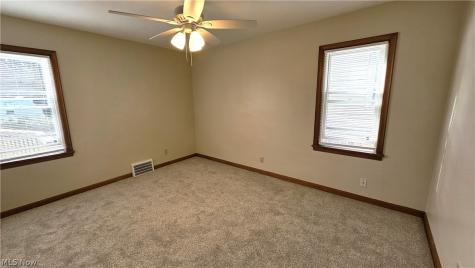 5157 E 113th Street Garfield Heights OH 44125