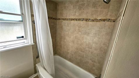 5157 E 113th Street Garfield Heights OH 44125