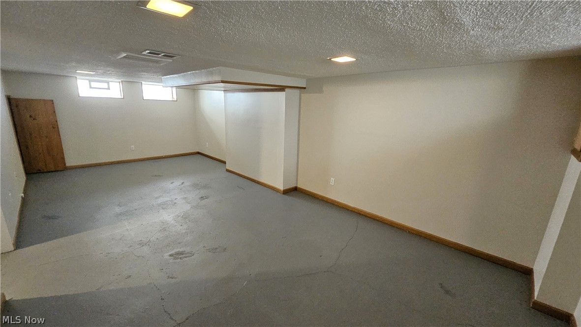 5157 E 113th Street Garfield Heights OH 44125