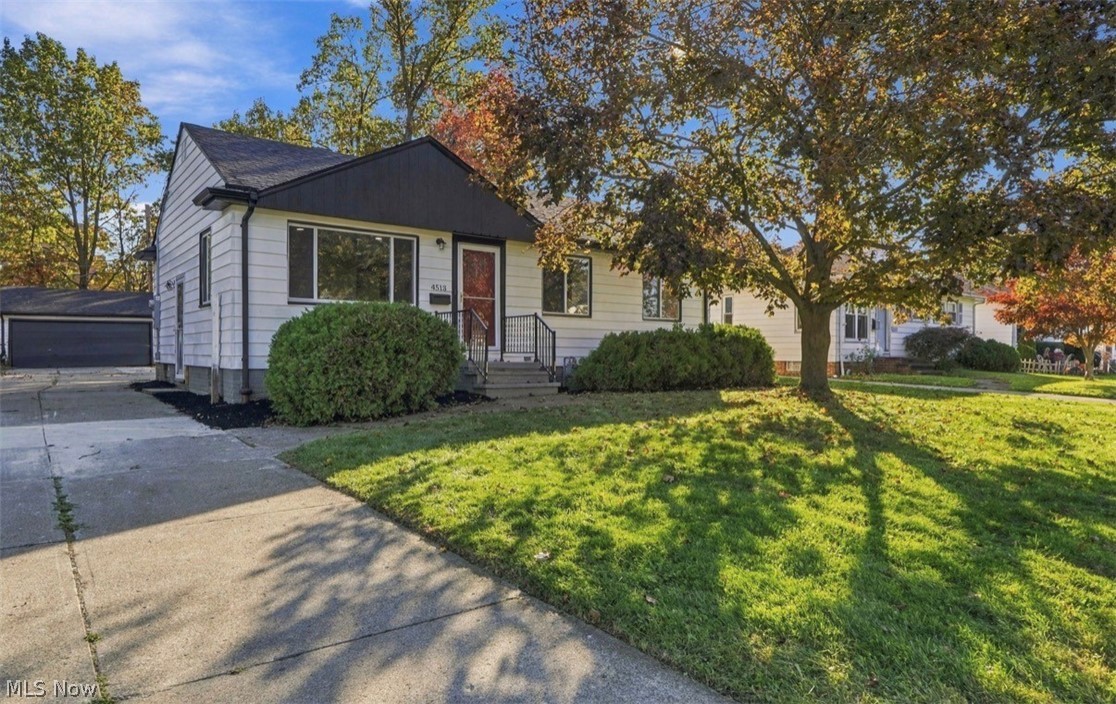 4513 Fruitland Drive Parma OH 44134