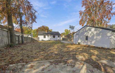 4513 Fruitland Drive Parma OH 44134