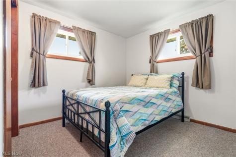 229 Kennedy Street Louisville OH 44641
