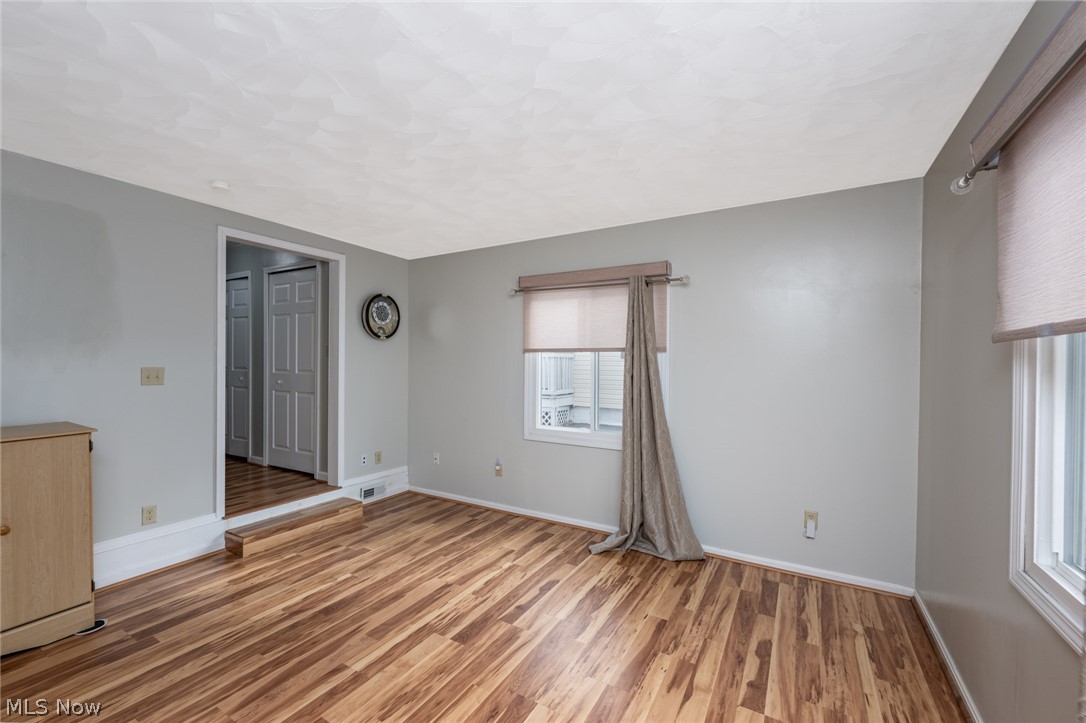 942 E Archwood Avenue Akron OH 44306