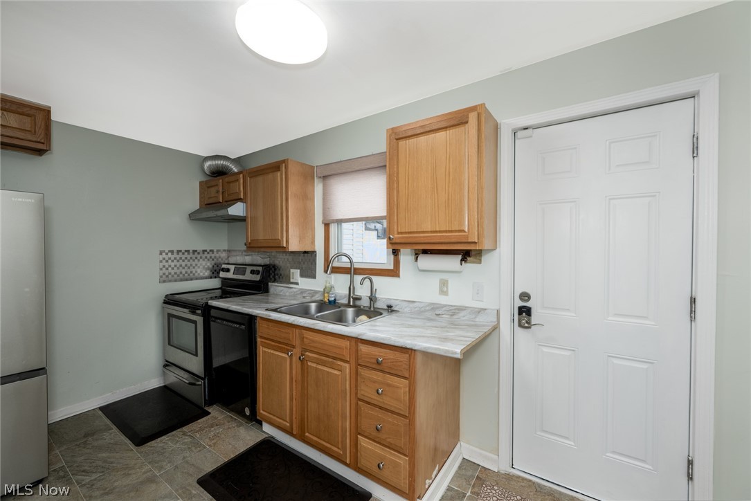 942 E Archwood Avenue Akron OH 44306