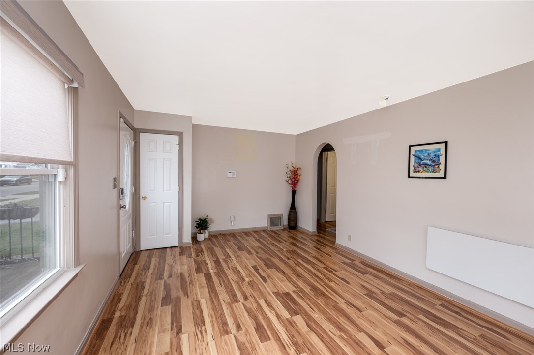 942 E Archwood Avenue Akron OH 44306