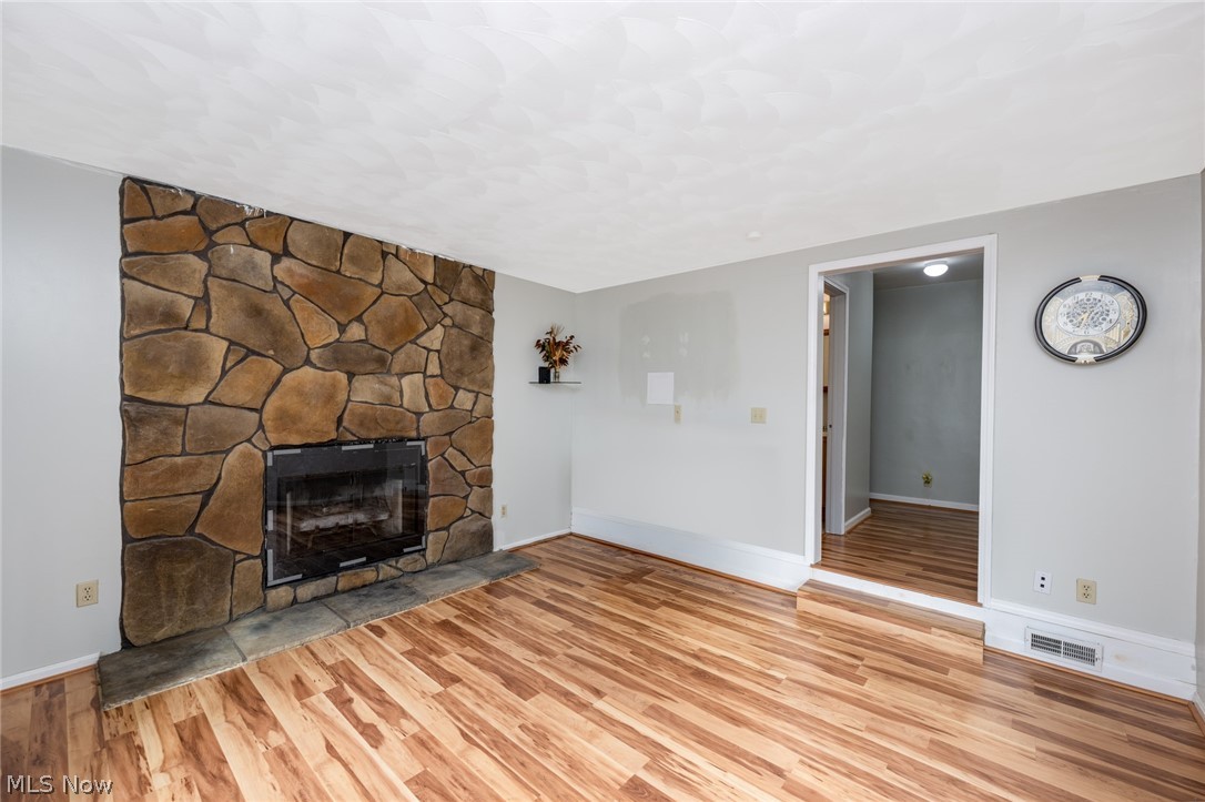 942 E Archwood Avenue Akron OH 44306
