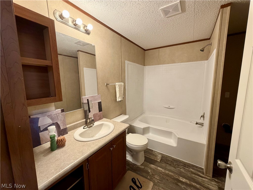 2606 Lincoln Way W Massillon OH 44647