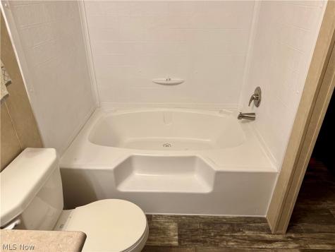 2606 Lincoln Way W Massillon OH 44647