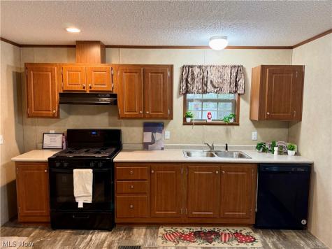 2606 Lincoln Way W Massillon OH 44647