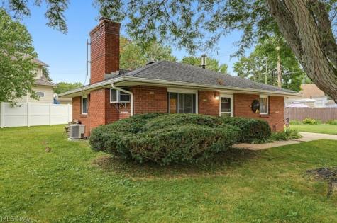 2568 9th Court Cuyahoga Falls OH 44221