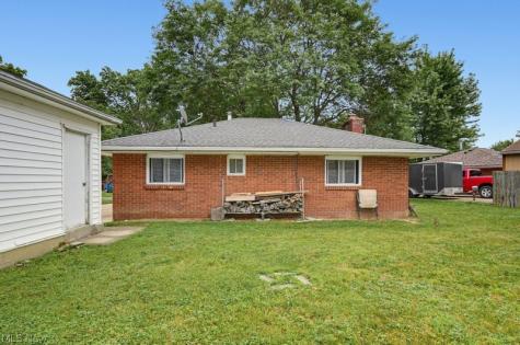 2568 9th Court Cuyahoga Falls OH 44221