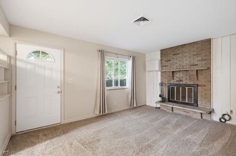 2568 9th Court Cuyahoga Falls OH 44221