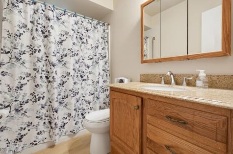 2568 9th Court Cuyahoga Falls OH 44221