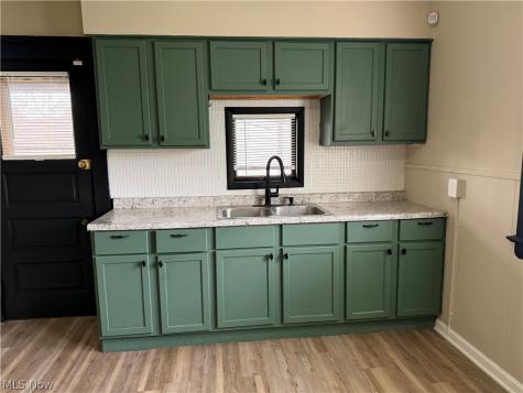 3622 Cecilia Avenue Cleveland OH 44109