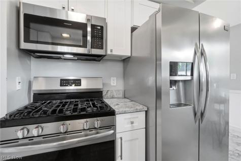 4728 Brookhigh Drive Brooklyn OH 44144