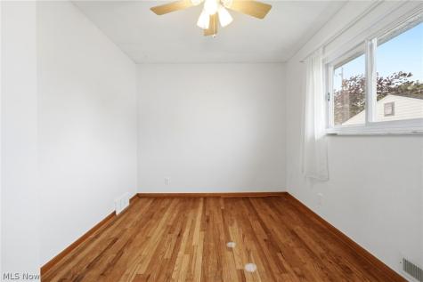 4728 Brookhigh Drive Brooklyn OH 44144