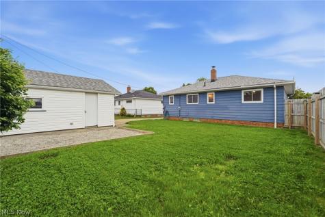 4728 Brookhigh Drive Brooklyn OH 44144
