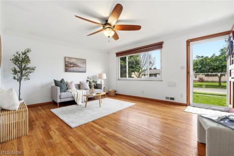 4728 Brookhigh Drive Brooklyn OH 44144
