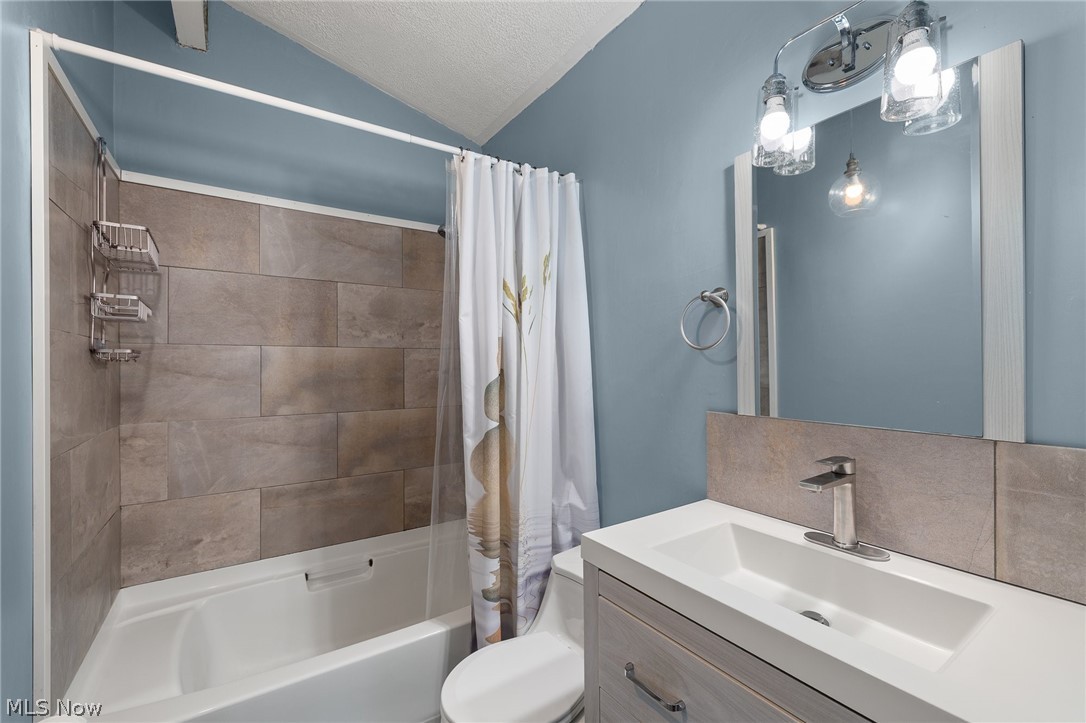 968 Mohican Drive Ashland OH 44805