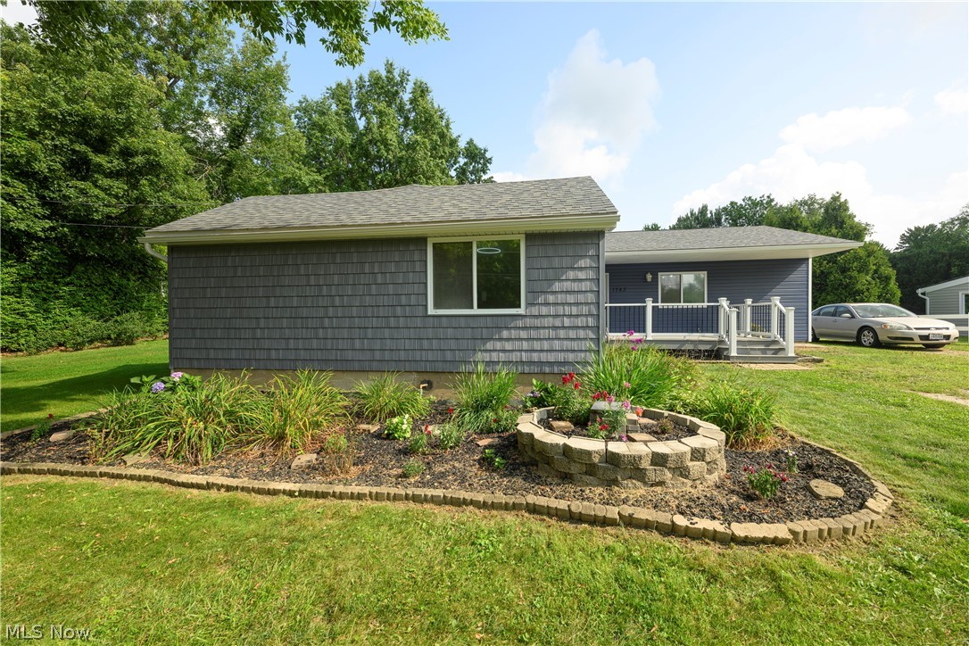 1743 Raber Road Green OH 44685