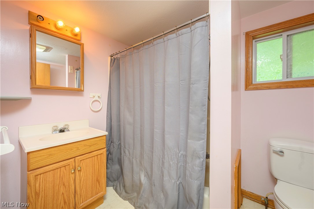 1743 Raber Road Green OH 44685