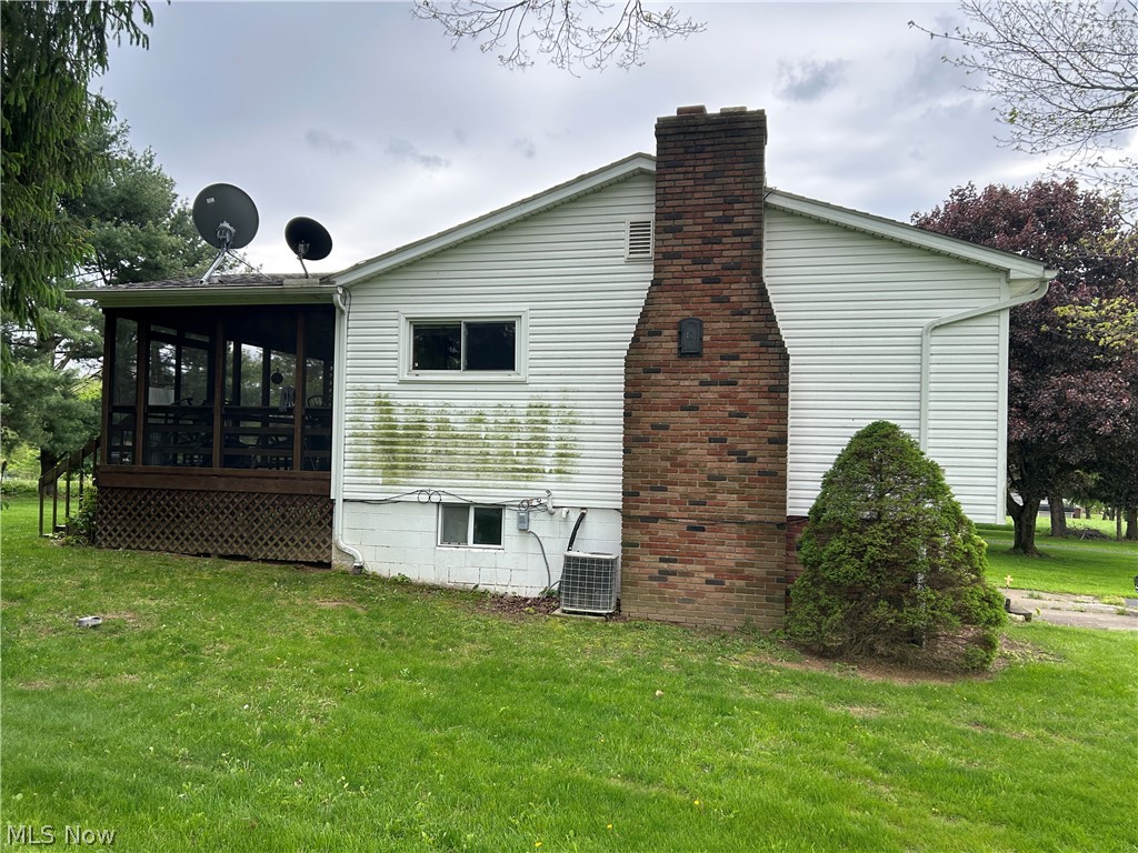 4446 S Carr Road Apple Creek OH 44606