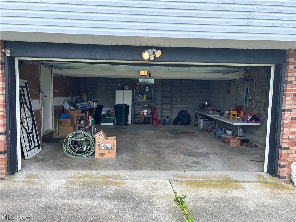 4446 S Carr Road Apple Creek OH 44606