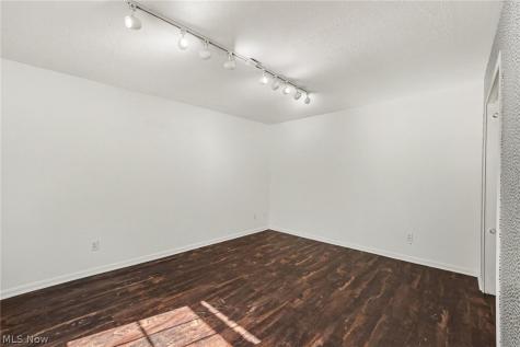 2000 Heron Glen Court Macedonia OH 44056