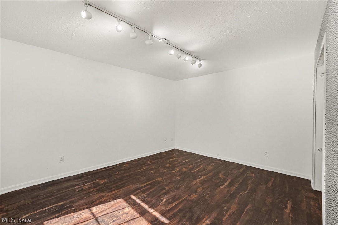 2000 Heron Glen Court Macedonia OH 44056