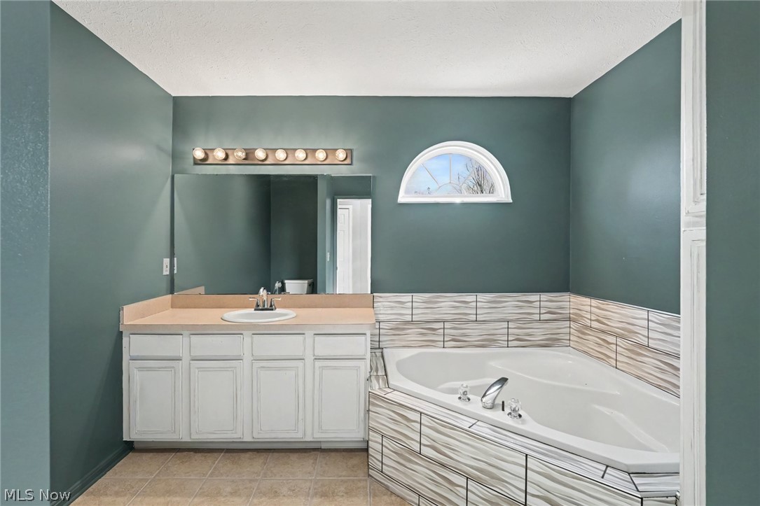 2000 Heron Glen Court Macedonia OH 44056