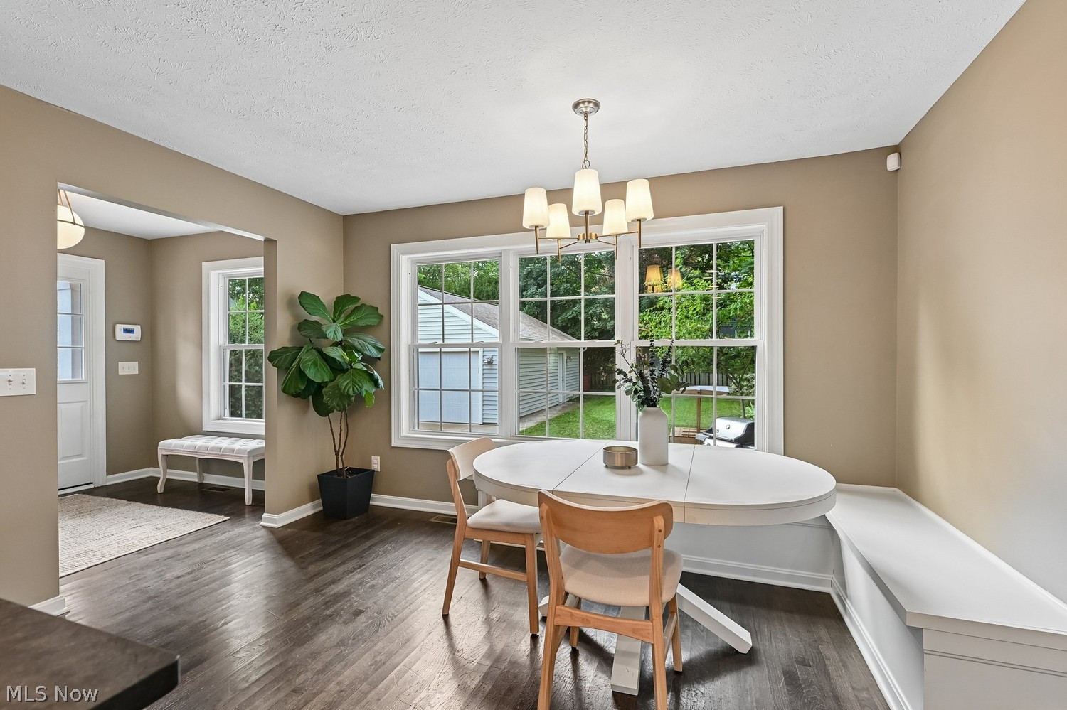 23727 Russell Road Bay Village OH 44140